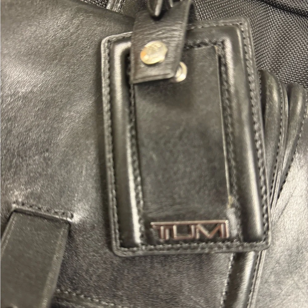 🔥TUMI LUXURY Men’s Black Travel Laptop Briefcase Bag - FEATURES ! EXCELLENT!!